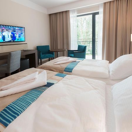 Hotel Ewerdin Swinoujscie Ngoại thất bức ảnh